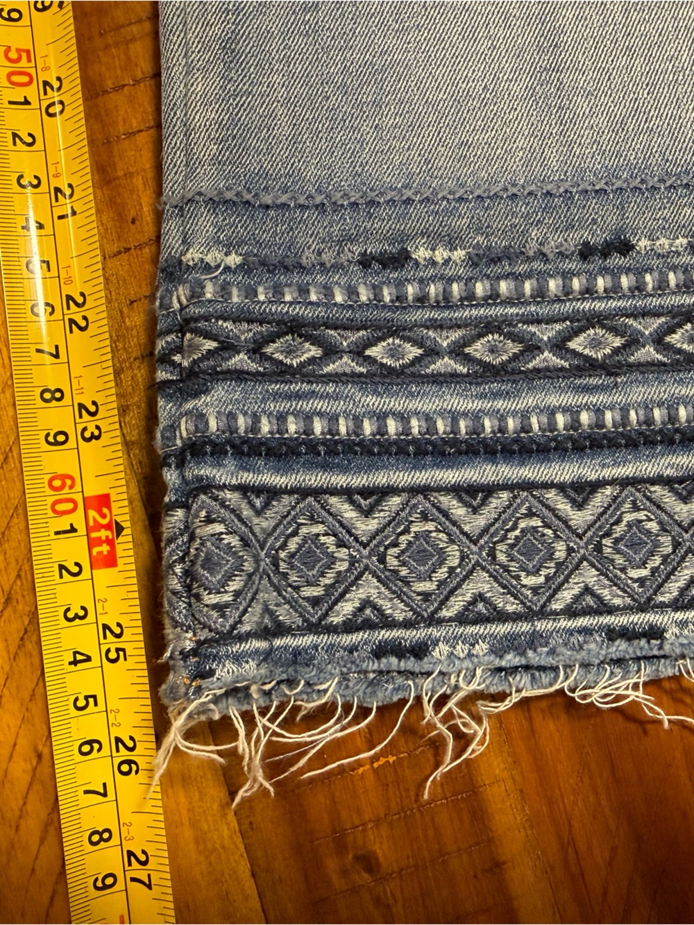 DRIFTWOOD Colette Embroidered Hem Denim Capri - Picture 4 of 8